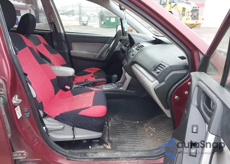 2014 Subaru Forester 2.5I Premium z USA, uszkodzony, nr VIN JF2SJAEC0EH437215